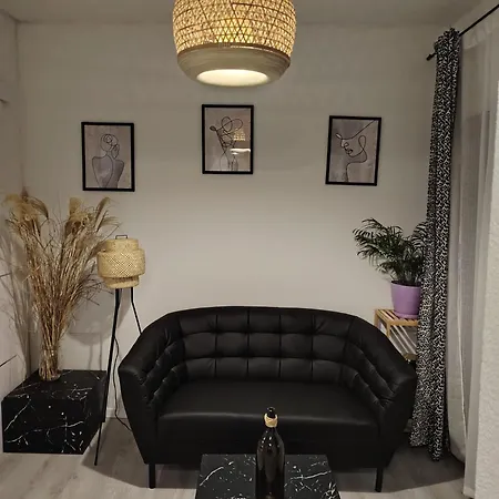 Alojamento de Acomodação e Pequeno-almoço Buzolic 3*