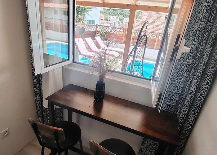 Buzolic Frühstückspension 3*