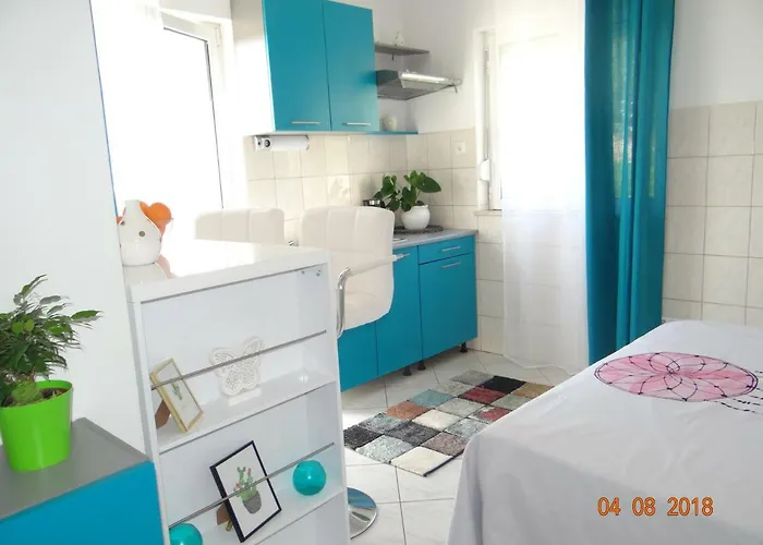 Frühstückspension Buzolic 3*