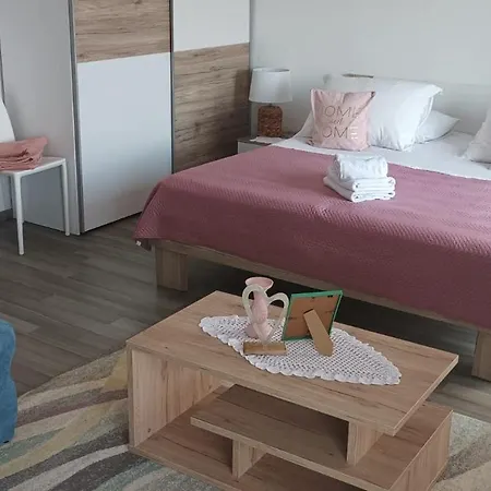 Buzolic 3* Hvar Town