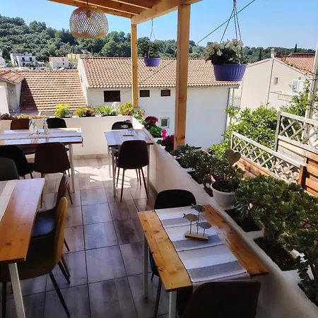 Bed & Breakfast Buzolic Hvar Town