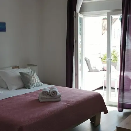Buzolic Bed & Breakfast Hvar Town