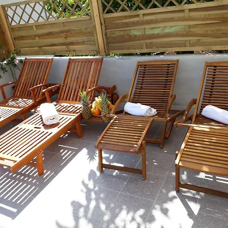 فندق مبيت وإفطار Buzolic